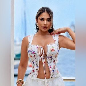 Floral Tie-Front Top brand new never worn